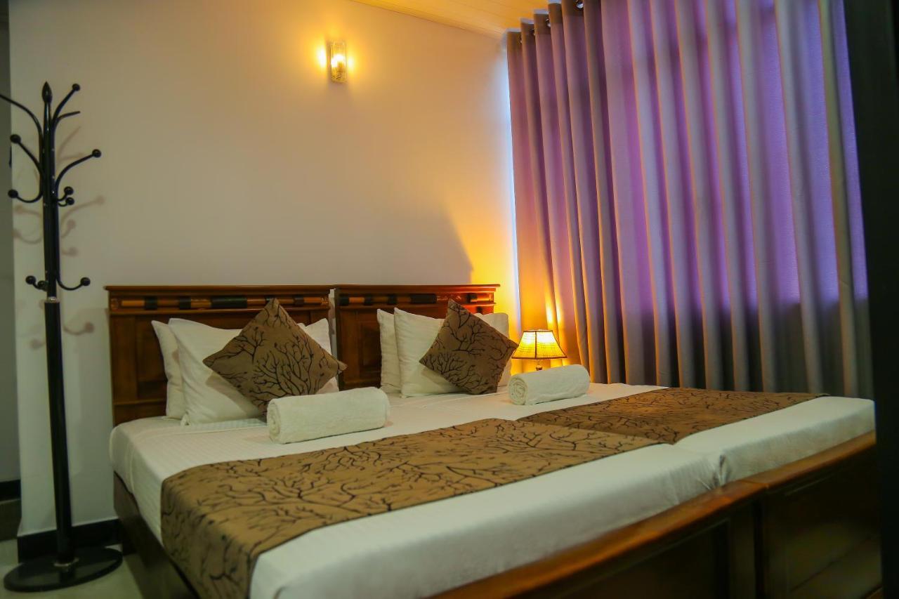 Kandy Tower Inn Экстерьер фото